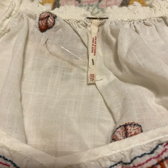 Free People XS Balloon Sleeve Floral Multicolor Embroidered Folksy Top - Picture 3 of 5